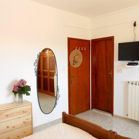 Bed & Breakfast Susovic Bed & Breakfast Lastovo Exterior photo