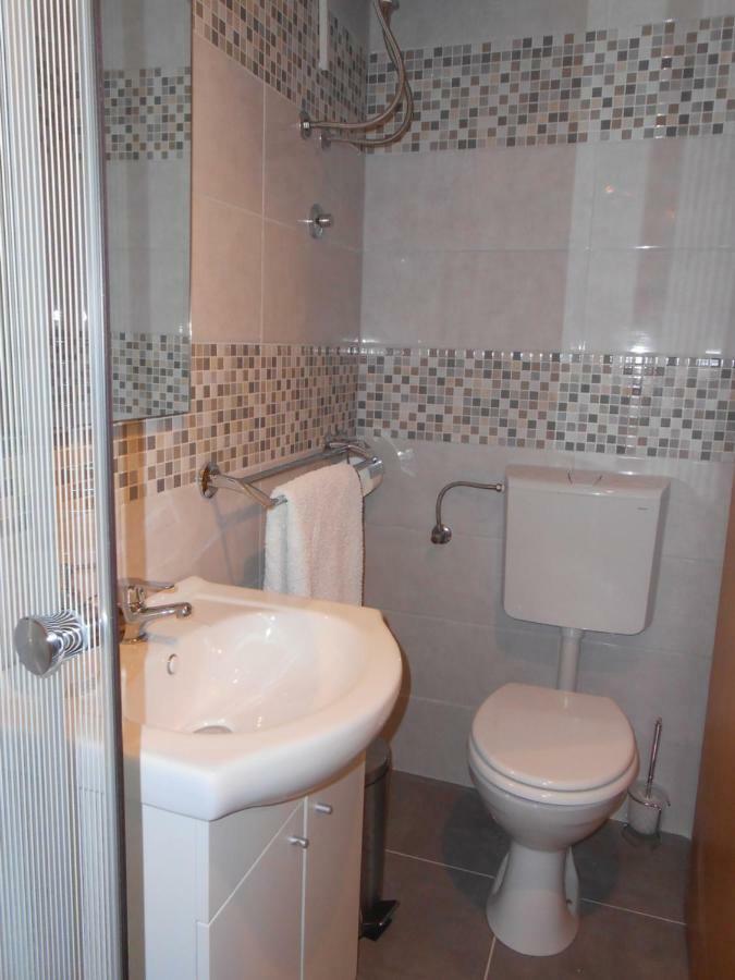 Bed & Breakfast Susovic Bed & Breakfast Lastovo Exterior photo